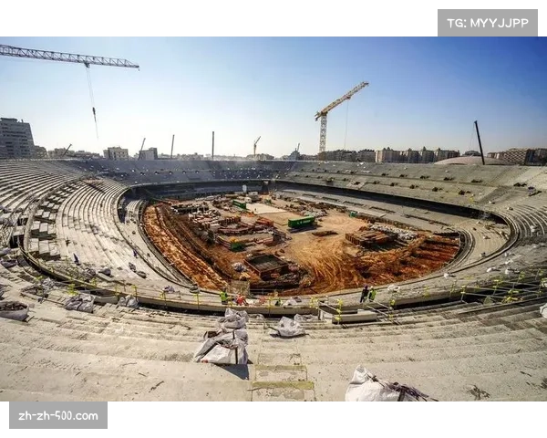 巴萨重返诺坎普首战观众逾四万 球场改造尚未完工